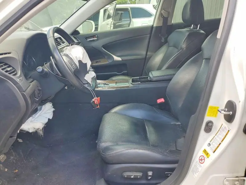 2011 LEXUS IS 250  
