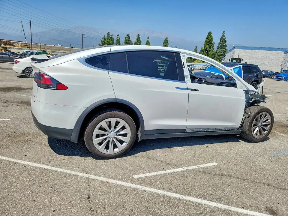 2016 TESLA MODEL X   