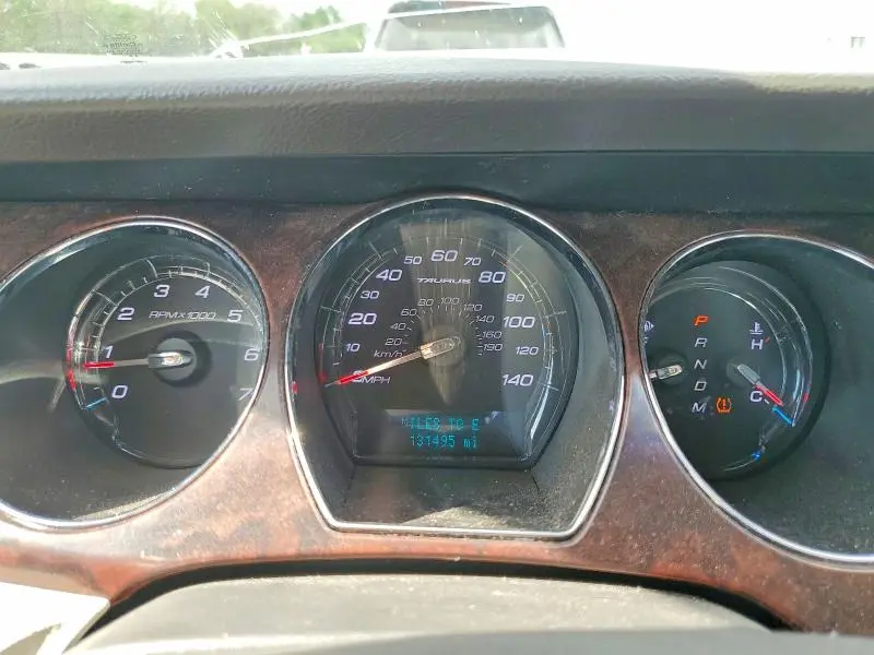 2011 FORD TAURUS SEL  