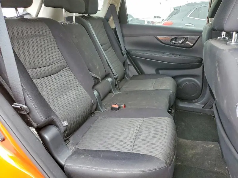 2019 NISSAN ROGUE S  