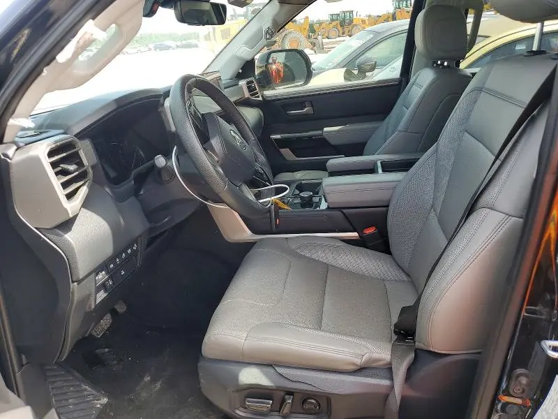 2022 TOYOTA TUNDRA CREWMAX LIMITED  