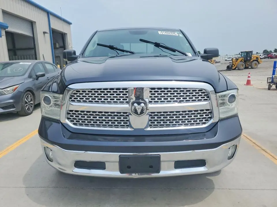 2015 RAM 1500 LARAMIE  