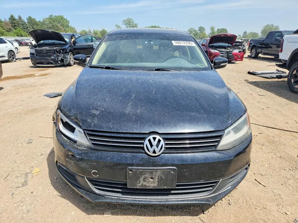 2012 VOLKSWAGEN JETTA SE  