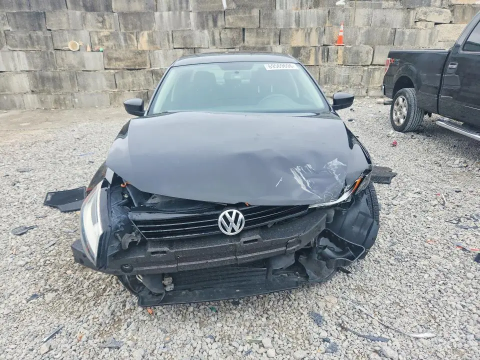 2011 VOLKSWAGEN JETTA BASE  