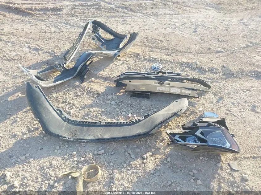 2017 VOLKSWAGEN PASSAT 1.8T SE