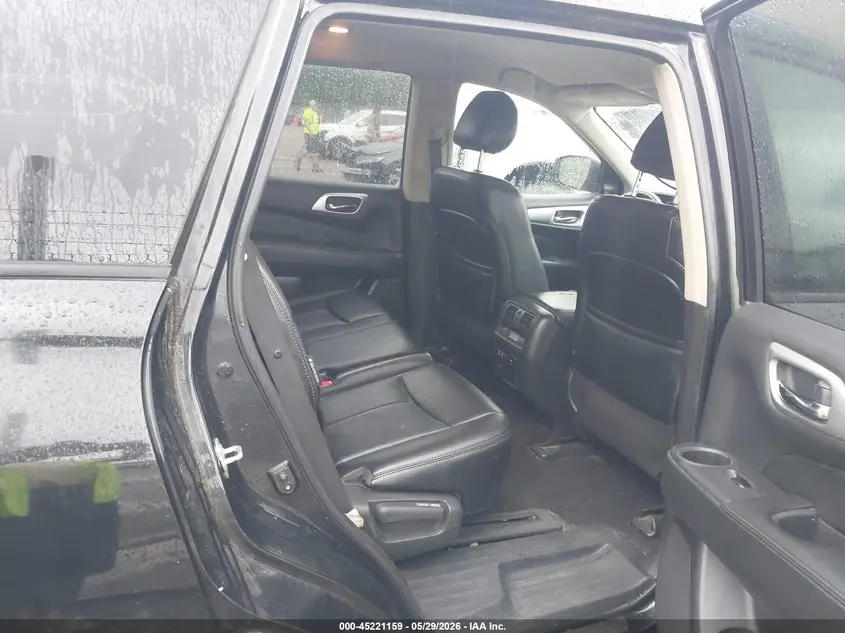 2019 NISSAN PATHFINDER SL