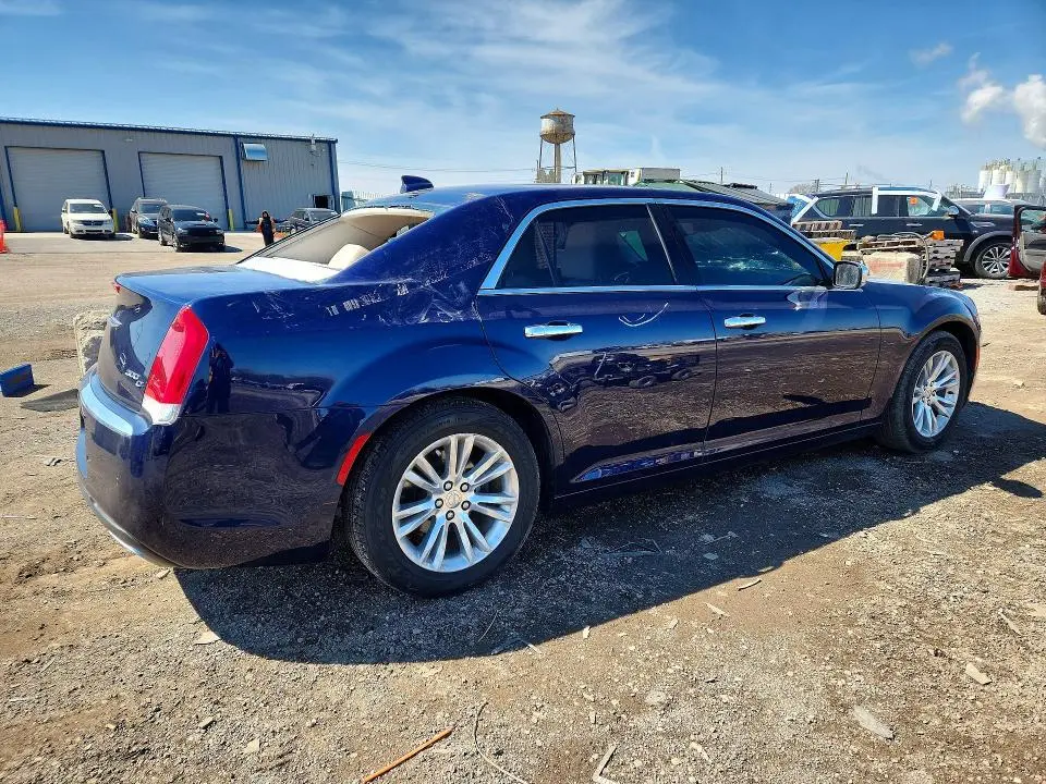 2016 CHRYSLER 300C   