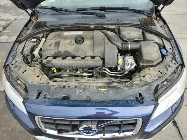 2012 VOLVO XC70 T6  