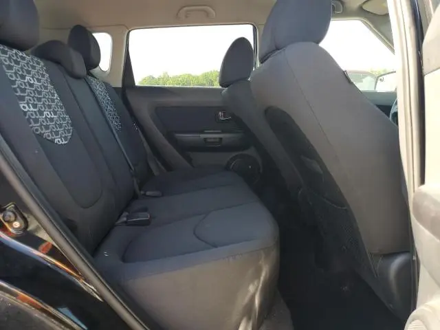 2011 KIA SOUL +  