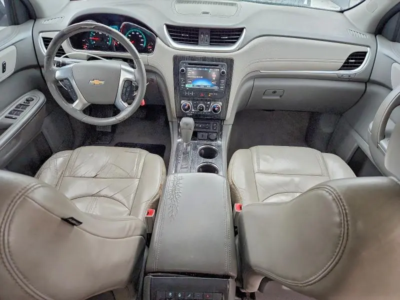 2015 CHEVROLET TRAVERSE LT  