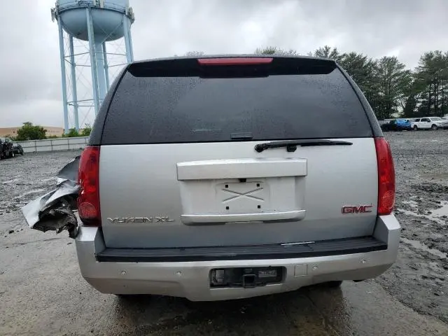 2013 GMC YUKON XL K1500 SLT  