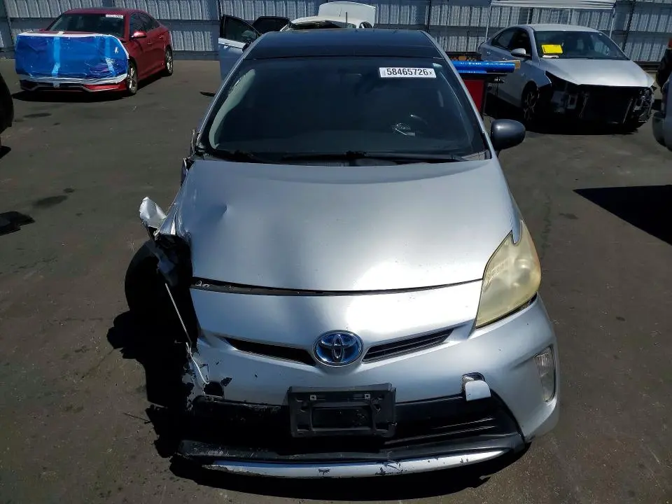2013 TOYOTA PRIUS THREE  