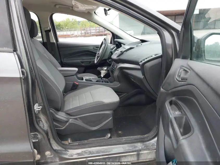 2018 FORD ESCAPE S