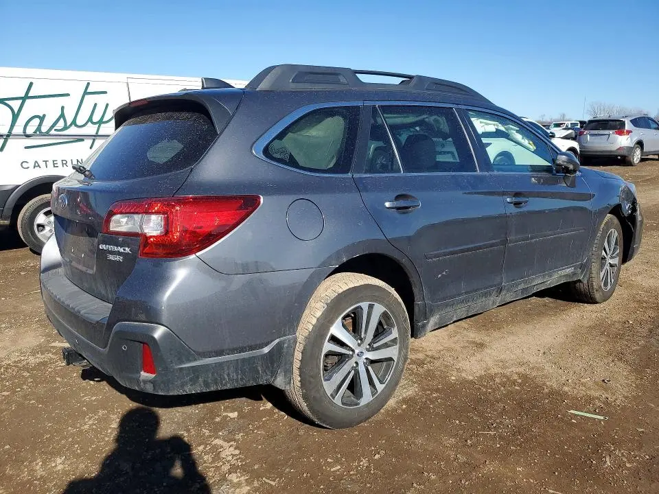 2019 SUBA OUTBACK 3.