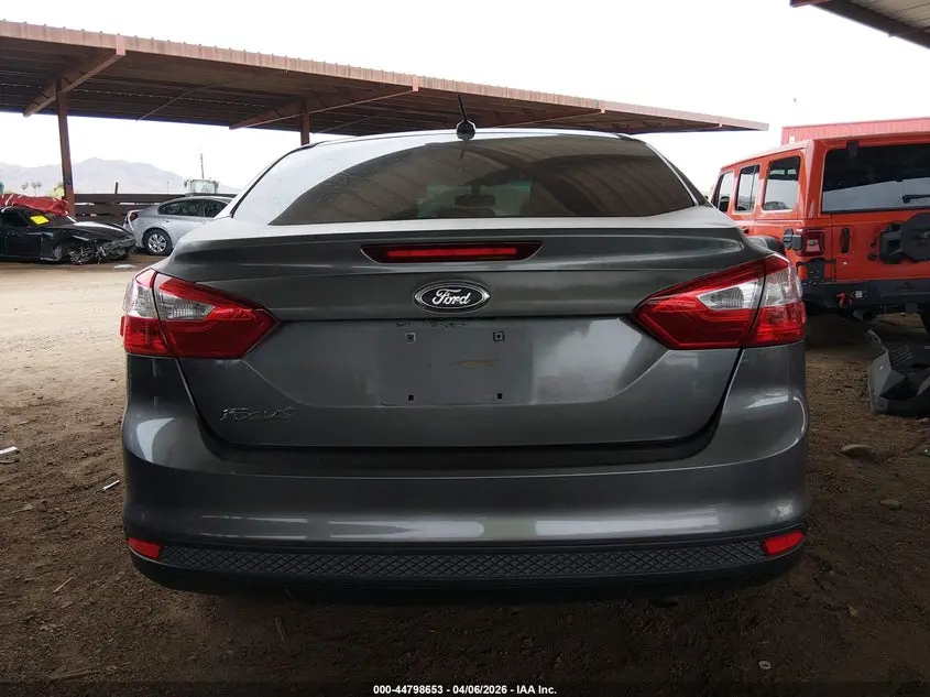 2012 FORD FOCUS SE