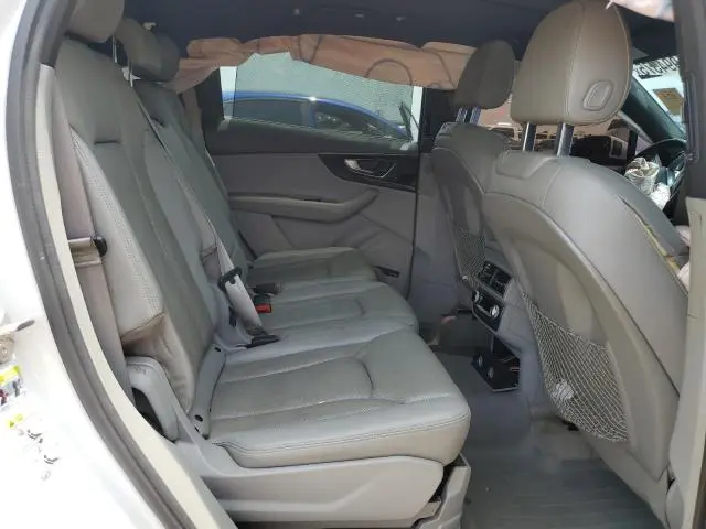 2017 AUDI Q7 PRESTIGE  