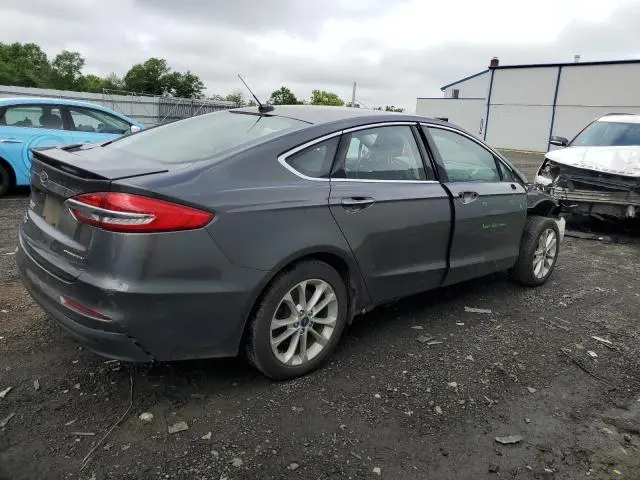 2019 FORD FUSION TITANIUM  