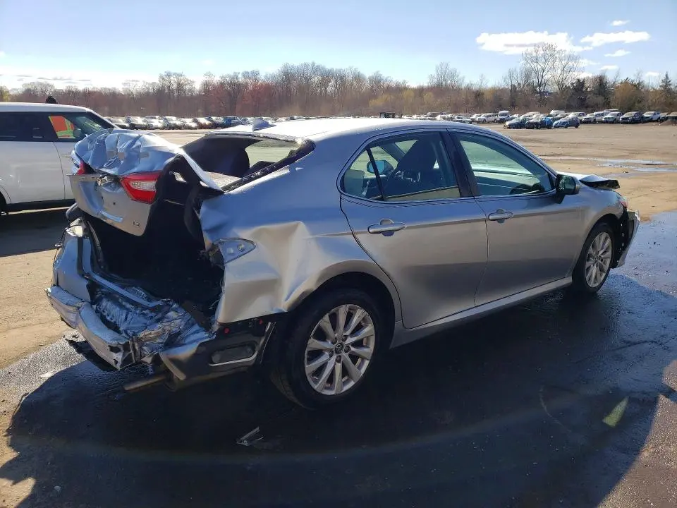 2019 TOYOTA CAMRY LE  
