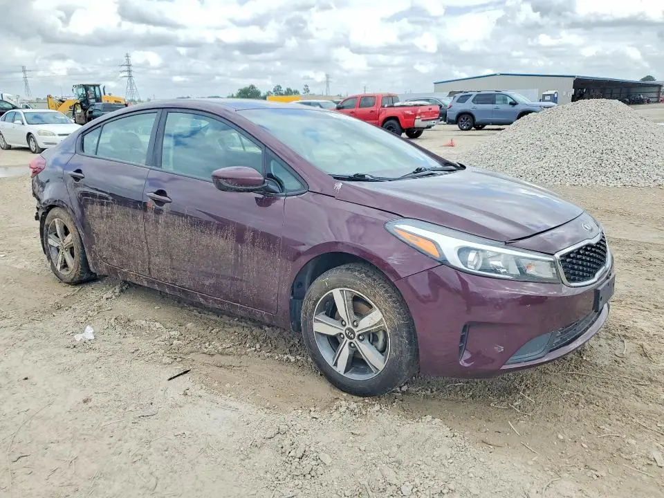 2018 KIA FORTE LX  