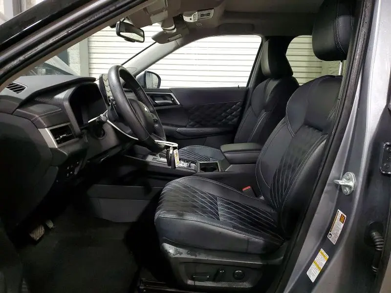 2023 MITSUBISHI OUTLANDER SEL  