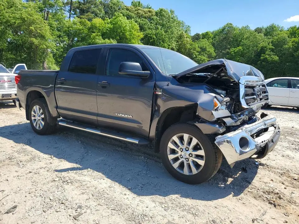 2011 TOYOTA TUNDRA CREWMAX SR5  