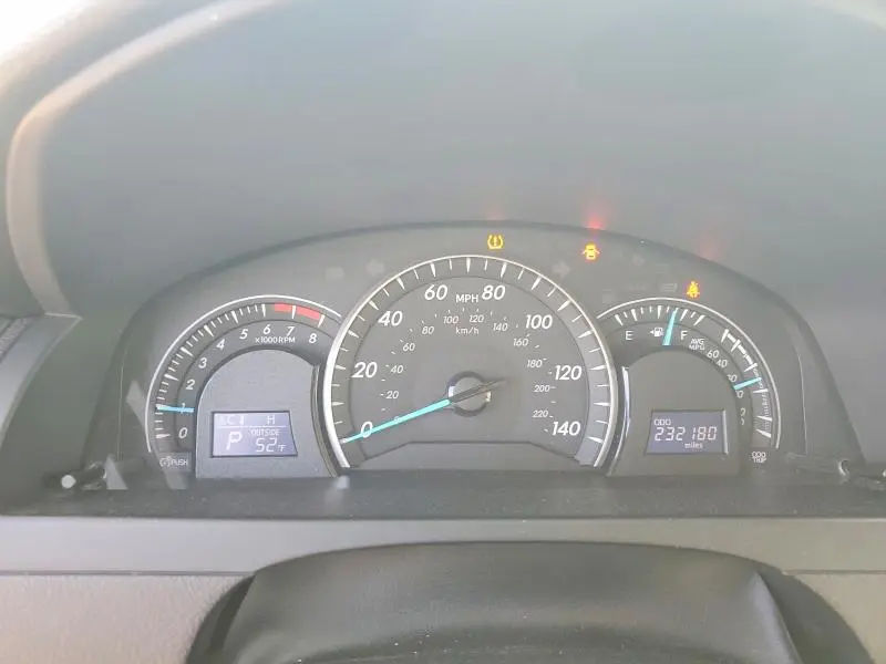 2015 TOYOTA CAMRY LE  