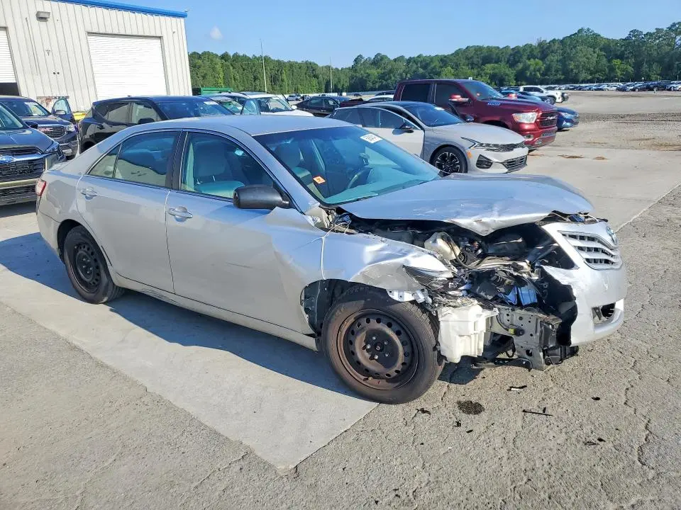 2010 TOYOTA CAMRY LE  