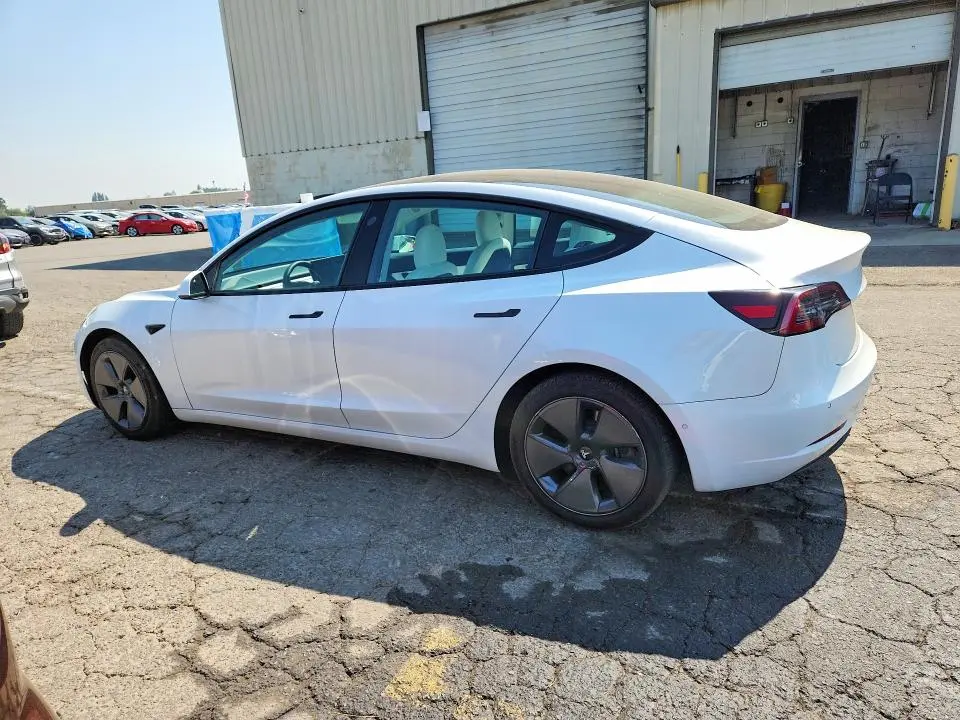 2021 TESLA MODEL 3   