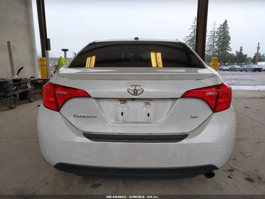 2017 TOYOTA COROLLA SE