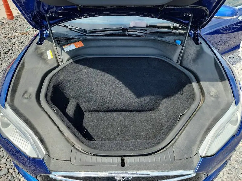 2015 TESLA MODEL S   