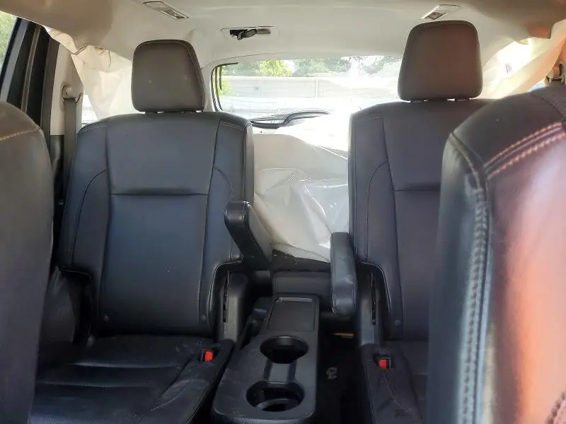 2014 TOYOTA HIGHLANDER LIMITED PLATINUM  