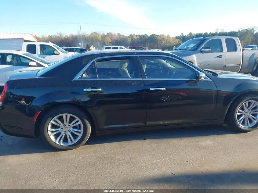 2016 CHRYSLER 300C  