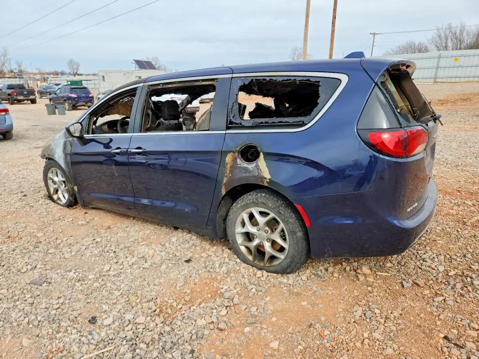 2017 CHRYSLER PACIFICA TOURING L  