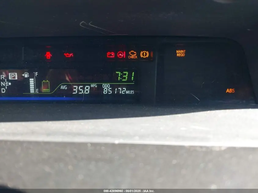 2013 TOYOTA PRIUS V TWO