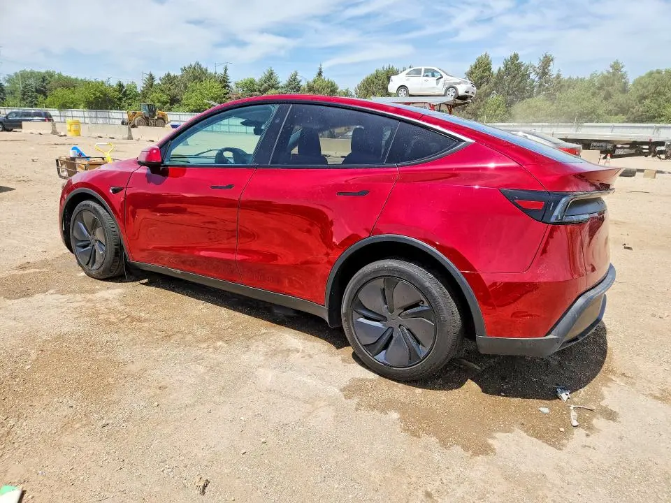 2026 TESLA MODEL Y   