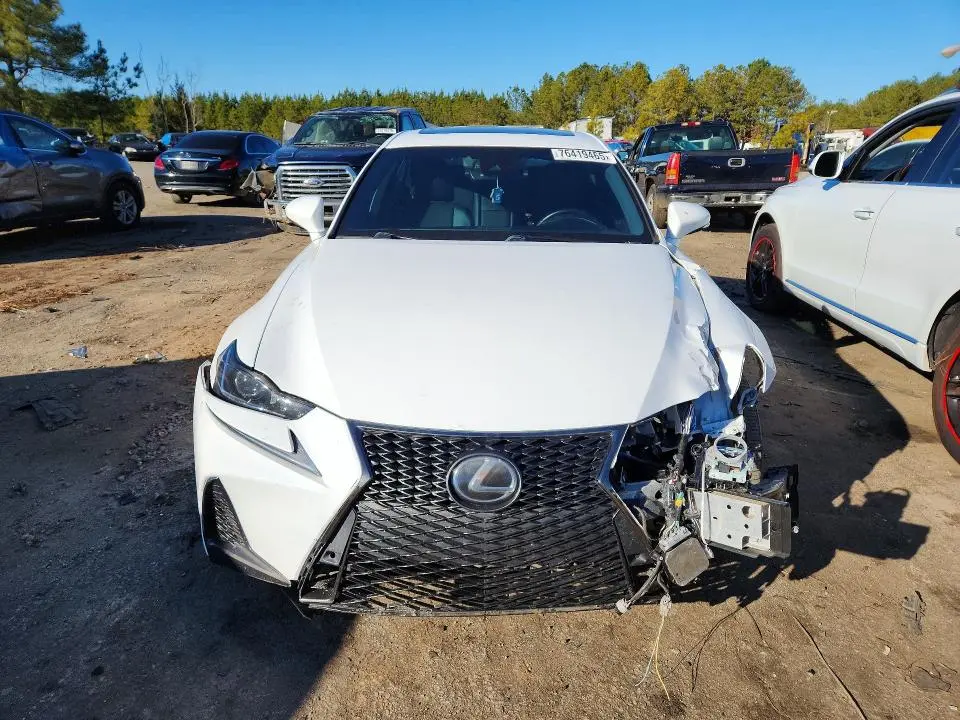 2019 LEXUS IS   