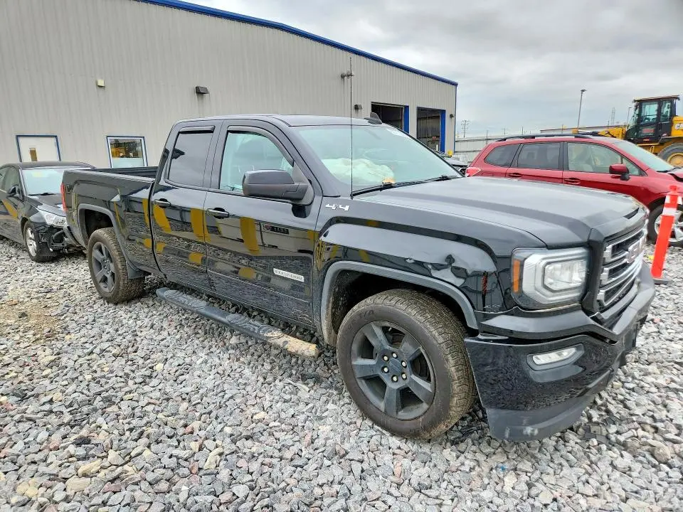 2018 GMC SIERRA K1500 SLE  