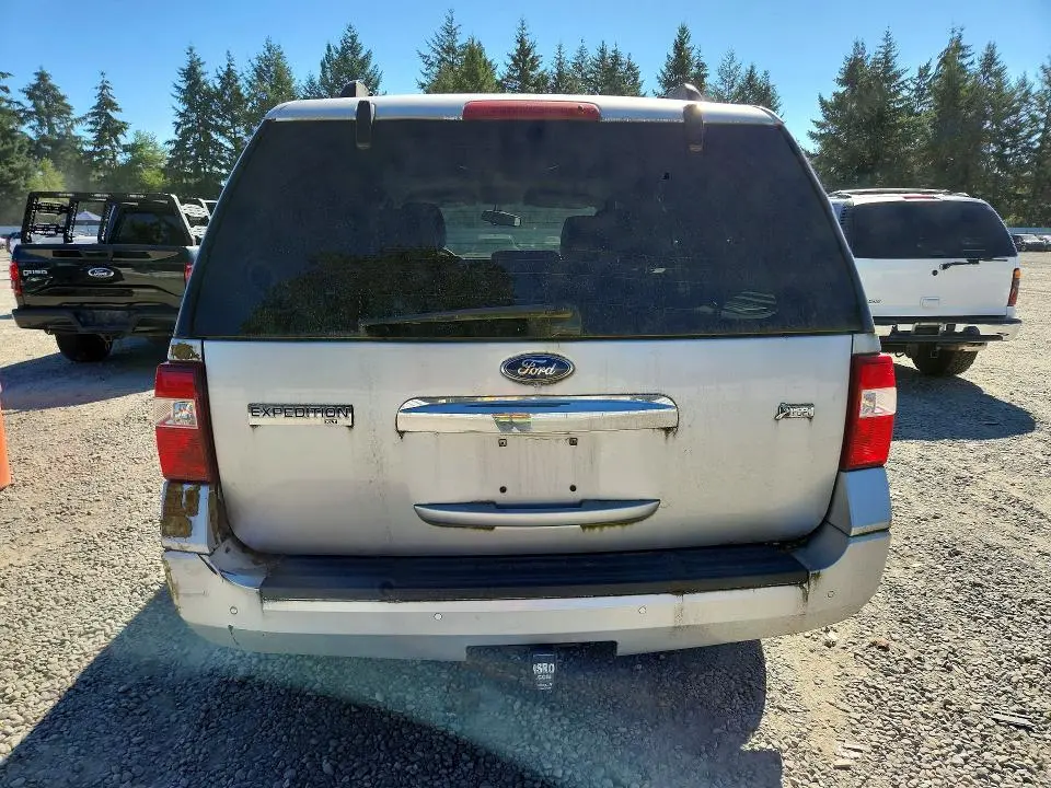 2011 FORD EXPEDITION XLT  