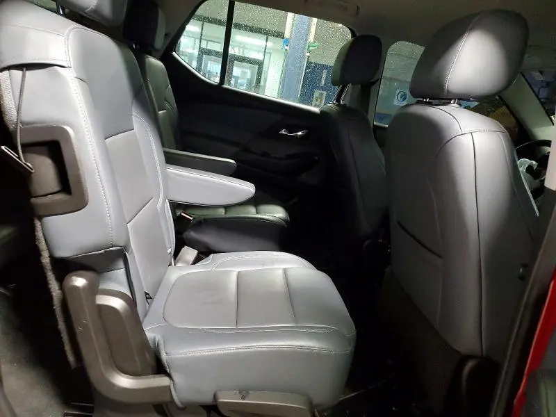 2021 CHEVROLET TRAVERSE LT  