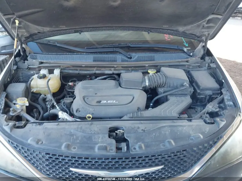 2017 CHRYSLER PACIFICA TOURING