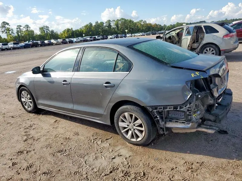 2013 VOLKSWAGEN JETTA SE  