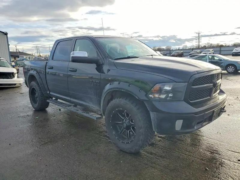 2018 RAM 1500 SLT  