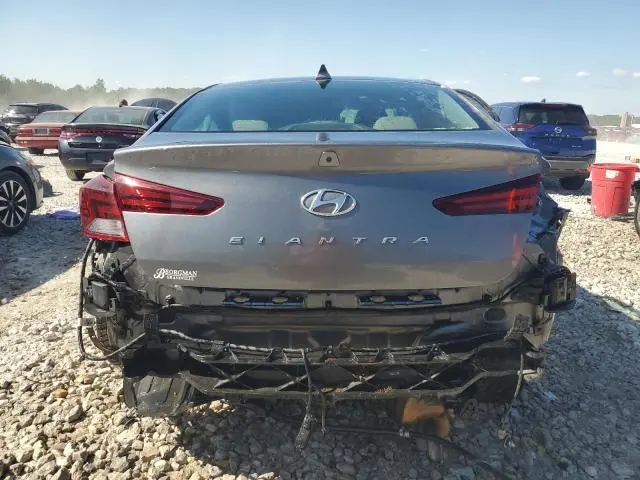 2020 HYUNDAI ELANTRA SEL  