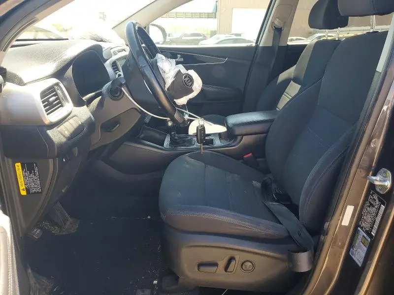 2018 KIA SORENTO LX  