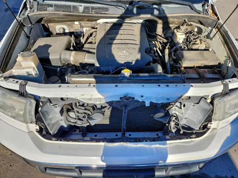 2012 TOYOTA TUNDRA CREWMAX SR5  