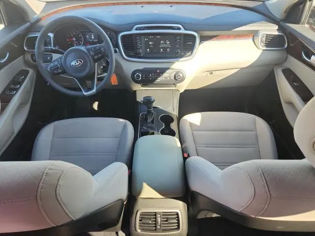 2018 KIA SORENTO LX  
