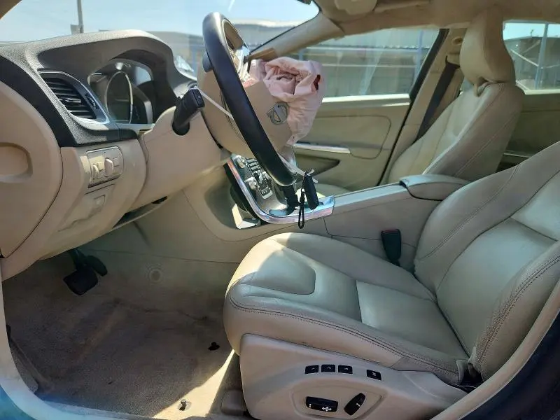 2015 VOLVO S60 PREMIER  