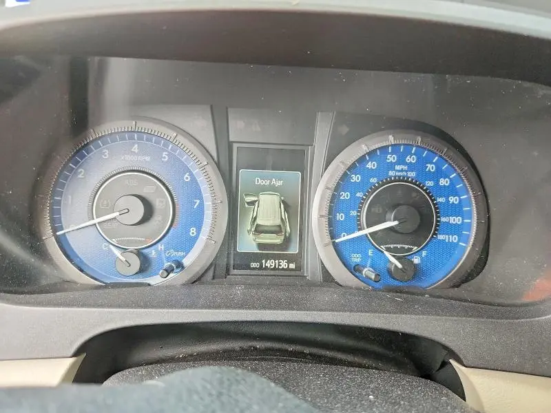 2020 TOYOTA SIENNA LE  