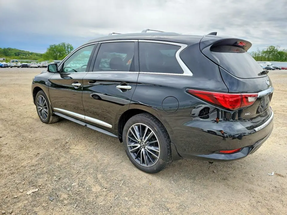 2020 INFINITI QX60 LUXE  