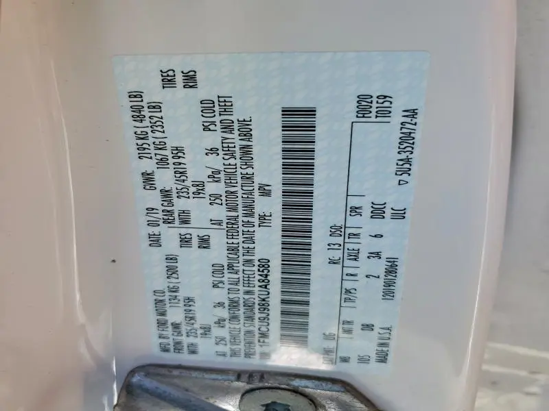 2019 FORD ESCAPE TITANIUM  